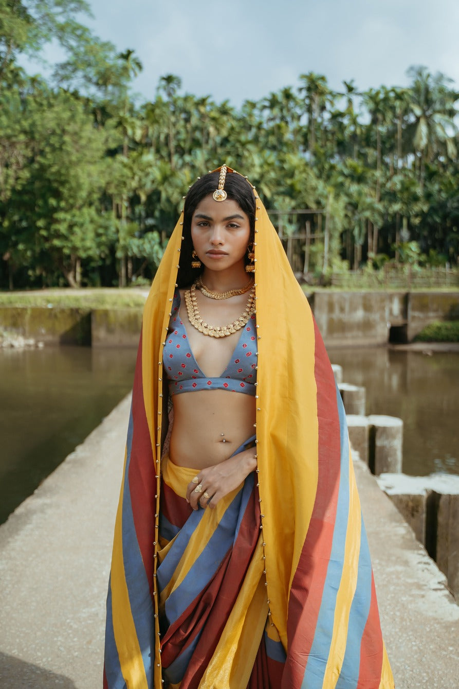 Stripped Block Print Sari Set Spurthi Gowda Official stripped-block-print-sari-set-spurthi-gowda-official